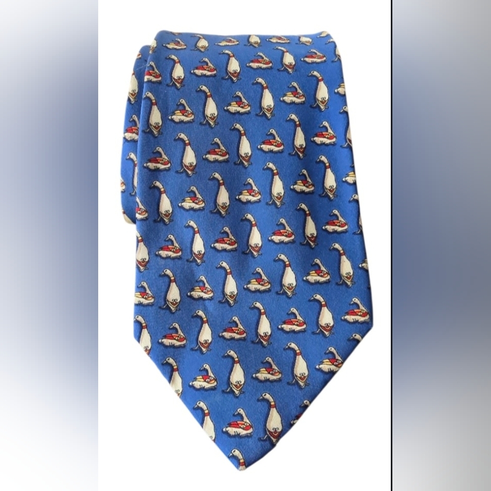 Salvatore Ferragamo 100% Blue Silk Tie w/ white ducks VGUC